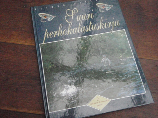 hiltunen veikko. SUURI PERHOKALASTUSKIRJA. 2p.
