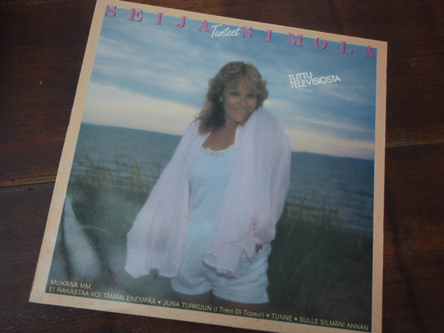 SIMOLA SEIJA. tunteet.