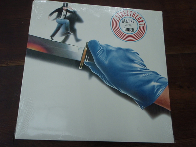 STREETHEART.dancing with danger.(avaamaton)