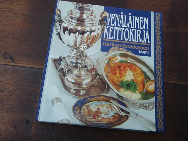 tuukanen hariton.VENÄLÄINEN KEITTOKIRJA. MYYTY