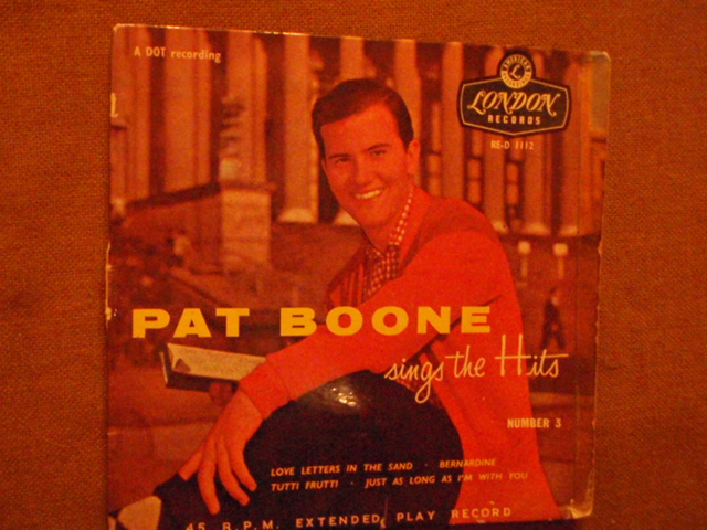 boone pat,sings the hits   ep