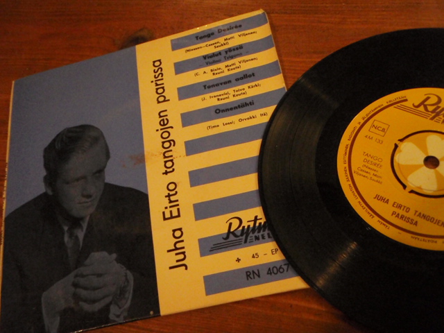 EIRTO JUHA.tangojen parissa ep.