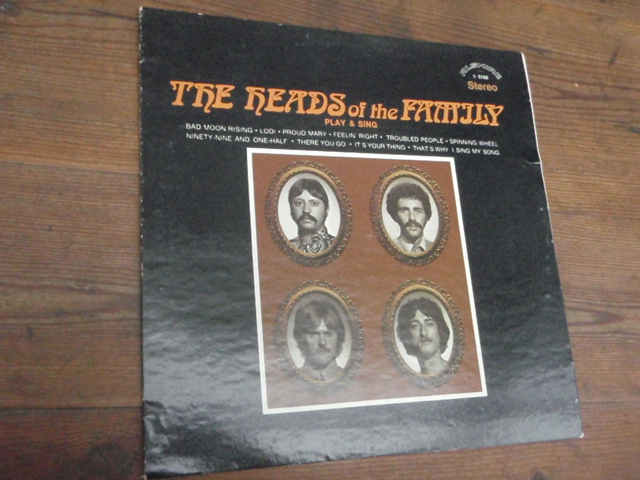 HEADS of the FAMILY.play & sing.