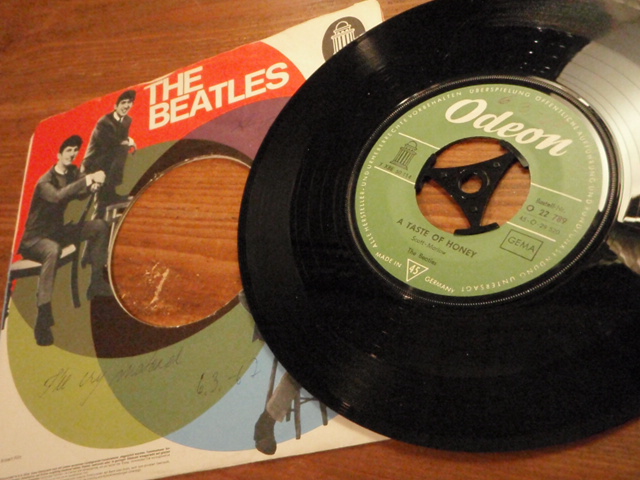 BEATLES. a taste of honey-i\'ll cry instead. single.