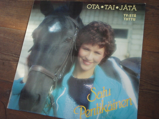 PENTIKÄINEN SATU. ota tai jätä.