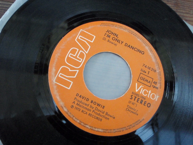 BOWIE DAVID.john i\'m only dancing-hang on to yourself. single.
