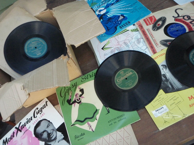 turpeinen viola ja j.rosendahl.HÄMÄRÄ SOTIISI-HOLLOLAN POLKKA.sa