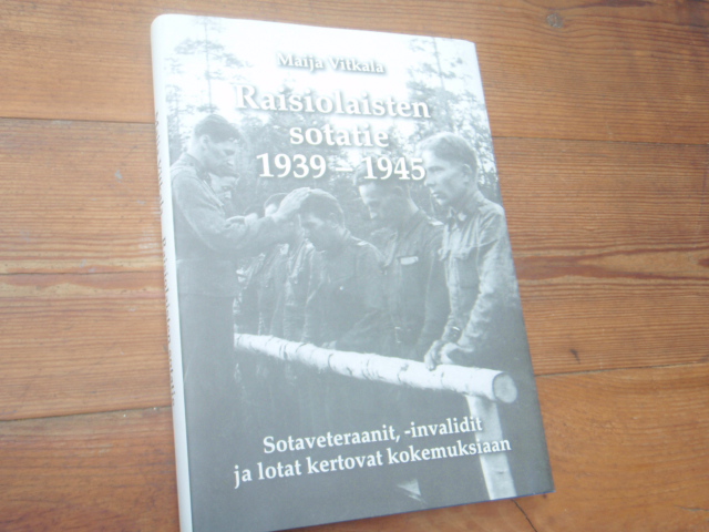 vitkala m.RAISIOLAISTEN SOTATIE 1939-45.