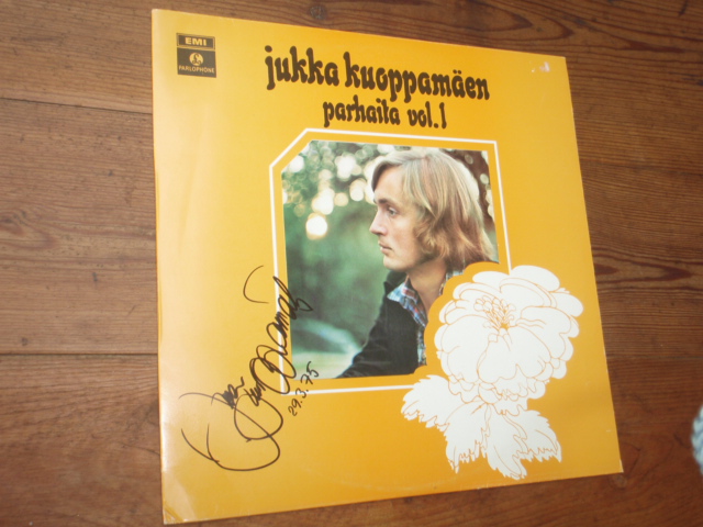 KUOPPAMÄKI JUKKA. parhaat vol,1. (signeraus)