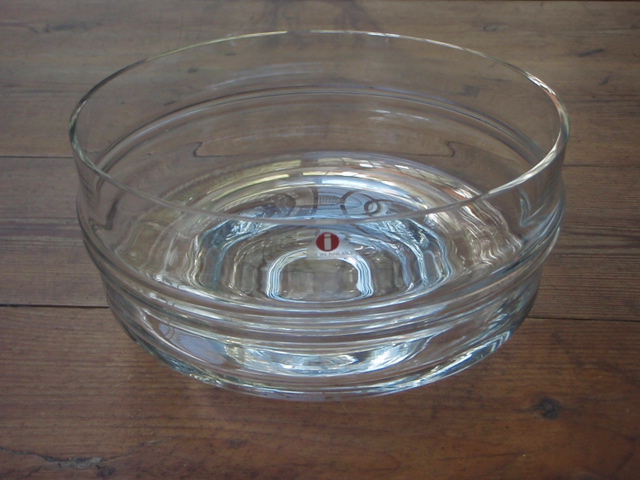 PISARARENGAS TARJ,KULHO timo sarpaneva. k,95mm. h,180mm. iittala