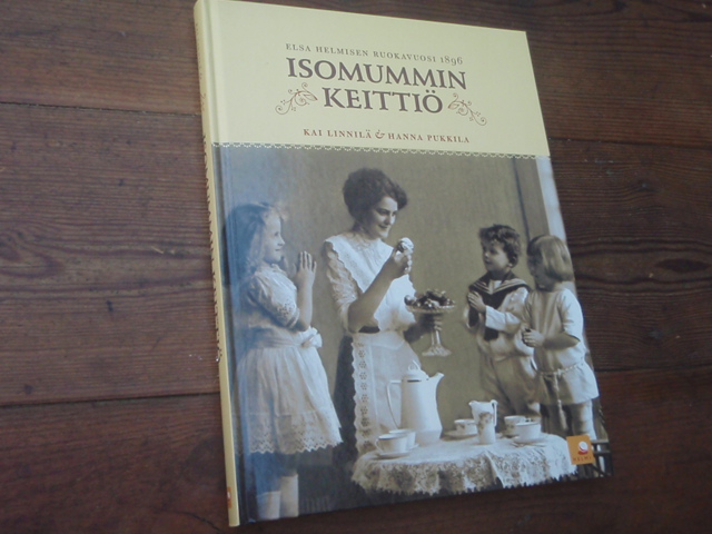 linnilä-pukkila.ISOMUMMIN KEITTIÖ.