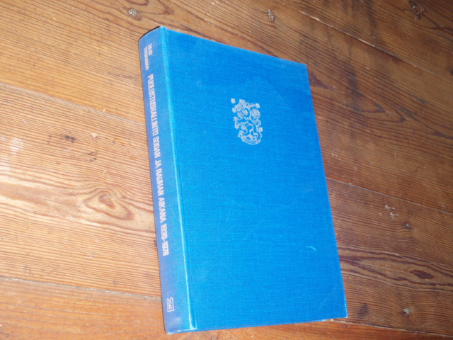 tervasmäki v.PUOLUSTUSHALLINTO sodan ja rauhan aikana 1939-1978.