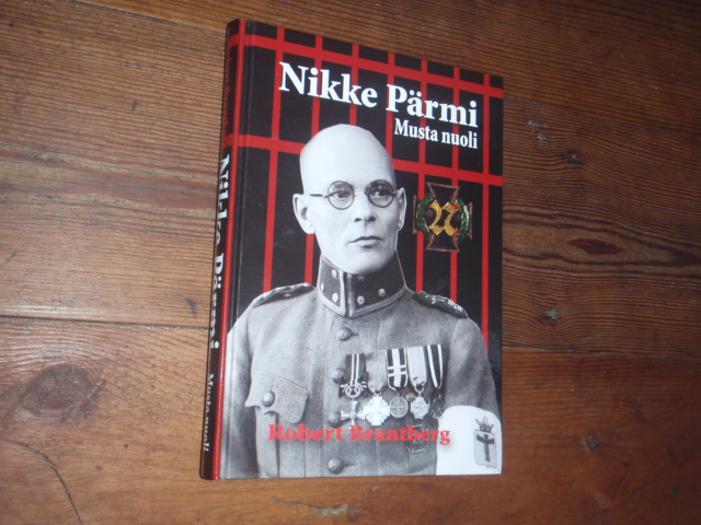 brantberg r.NIKKE PÄRMI MUSTA NUOLI. 1p.