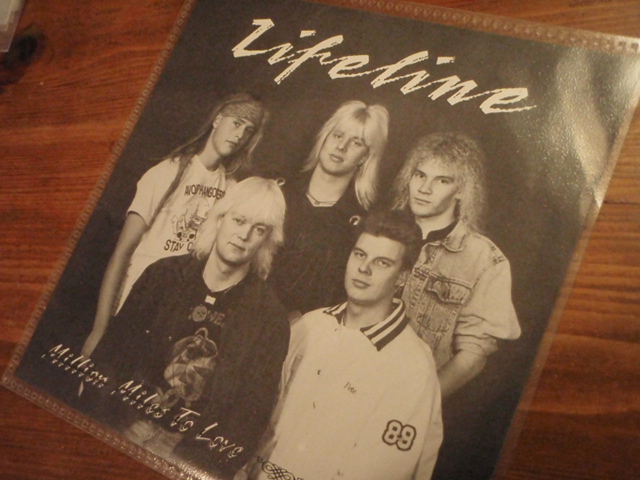 LIFELINE.million miles to love-lifeline. single.