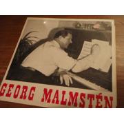 MALMSTEN GEORG. laulaa omia iskelmiään.