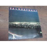 VALOPATSAAT. mm,dave,sig,hector,juce,leevi,