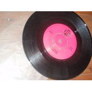 HONEYCOMBS.that's the way-she's too way out.single.