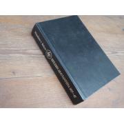 below n. HITLERIN ADJUTANTTINA 1937-45. MYYTY