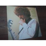 LUKE KELLY with the DUBLINERS.