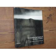 SEITSEMÄN AURINGON YÖ,vuosi kuusamon erämaissa.