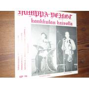 humppa-veikot ,kankkulan kaivolla.  ep