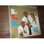 swinging FRAKIE BROWN trio. bass,vibes,drums. jazz.